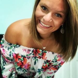 Meet your Posher, Abby